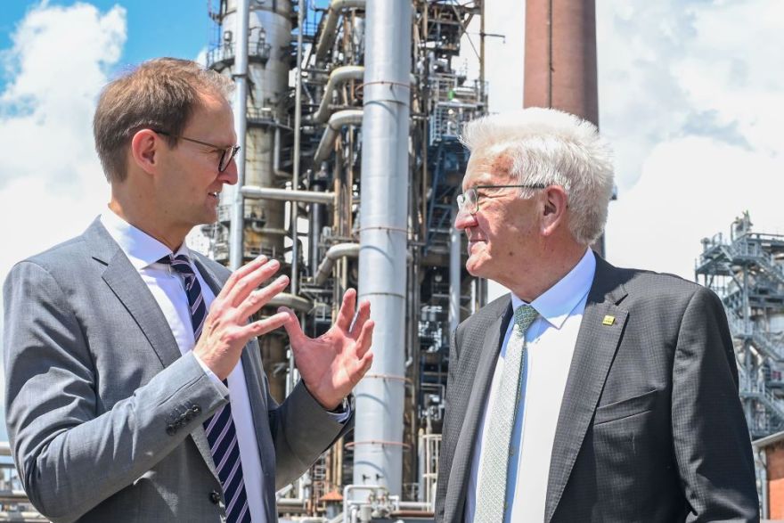 MP-Kretschmann und GF Dr. Andreas Krobjilowsk